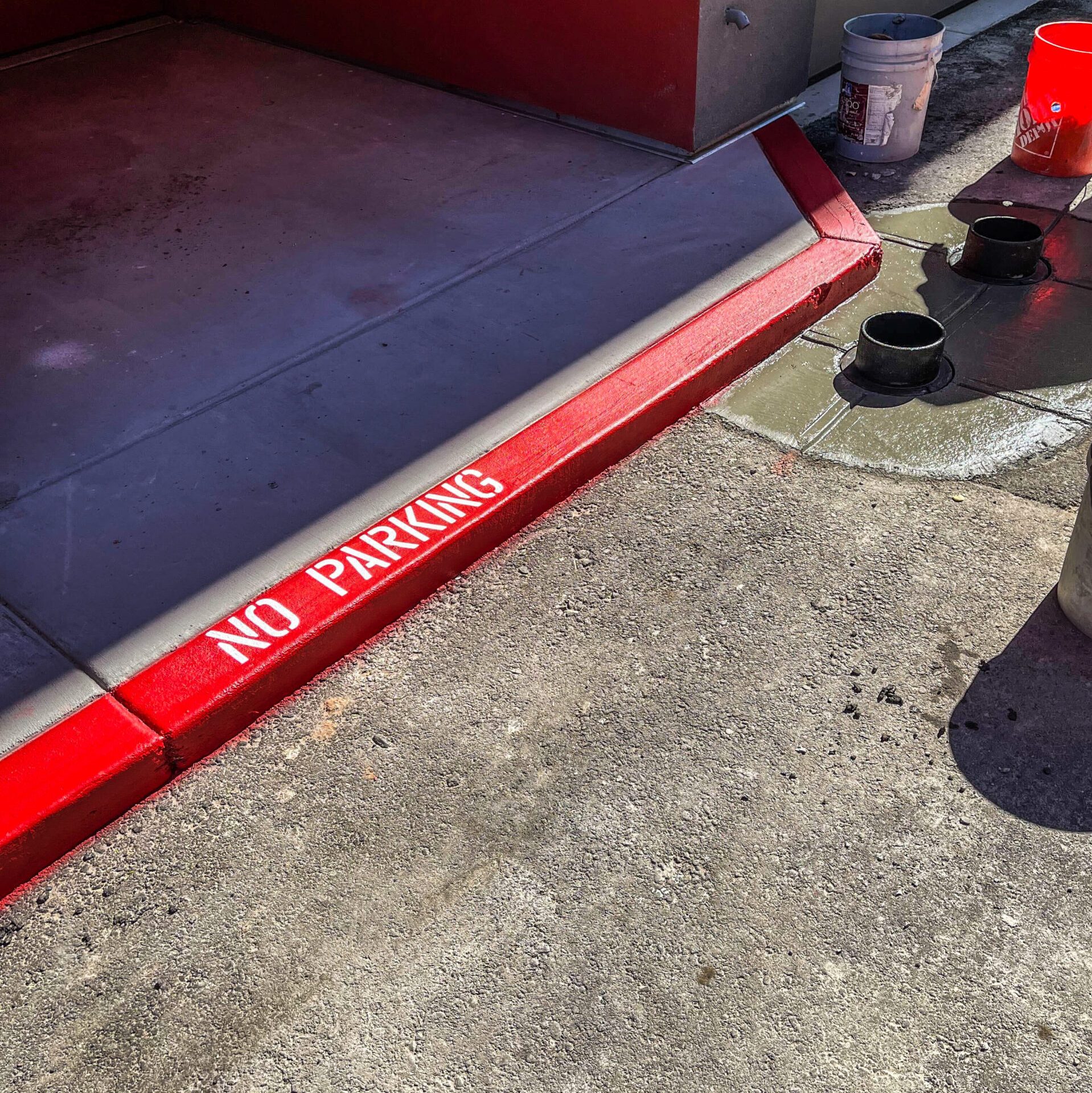 curb painting in parking lot Phoenix.